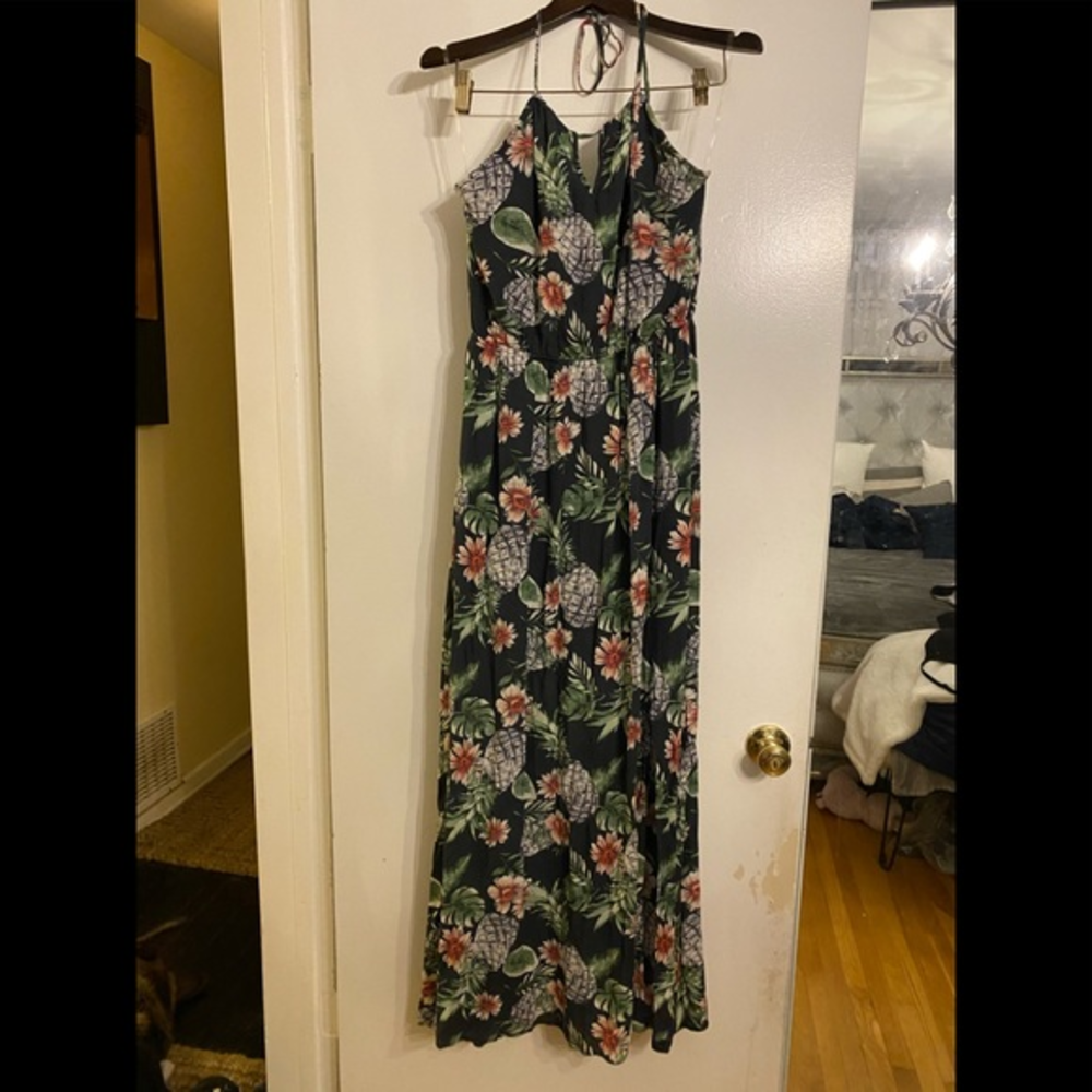 Stunning maxi dress‎